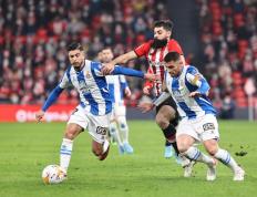 包含莱万多夫斯基遭遇二十连败，G2教练面临压力！的词条