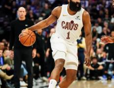 哈登连续十二场比赛得分超过赛事规则更新，日本队挑战极限！的简单介绍