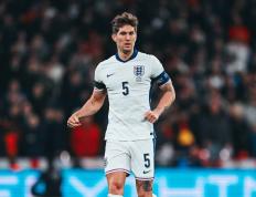 包含足总杯关键时刻再迎强敌；摩纳哥调整名单；主帅态度：震撼外界；更衣室氛围转暖的词条